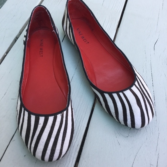 Nine West Animal Print Flats - Picture 1 of 4